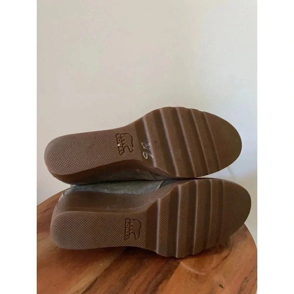 Sorel Boots Women’s 9 Toronto Lace Up Wedge - Picture 8 of 8